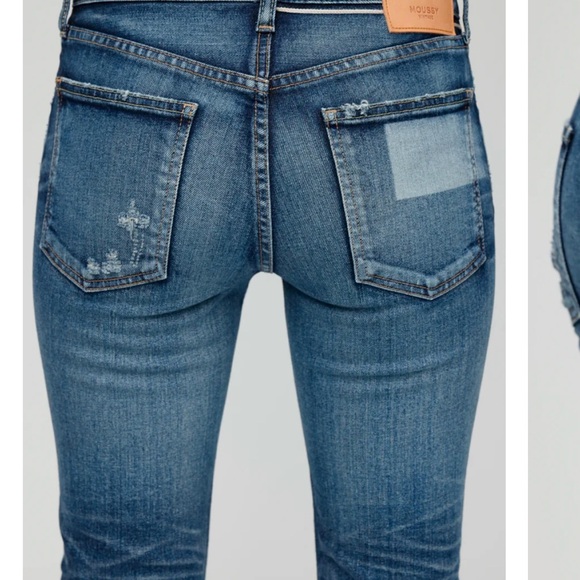 MOUSSY VINTAGE
HARRISVILLE SKINNY
Dark blue size 25
NWOT - Picture 13 of 13
